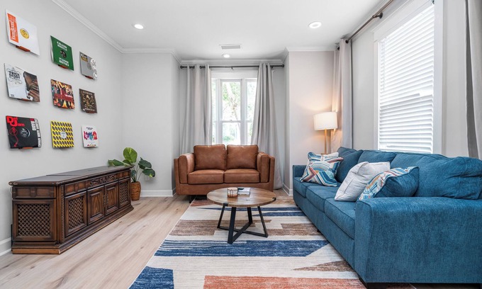 East Side House | Atlanta Central Historic Area, Near Parks & Dining. King Bed. Pet Friendly