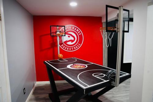 Collier Heights House | Atlanta Sports Retreat 15 min to Mercedes Benz