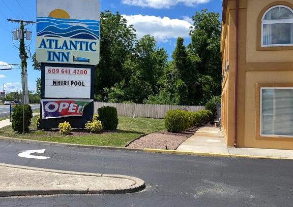 Pleasantville Hotel | Atlantic Inn