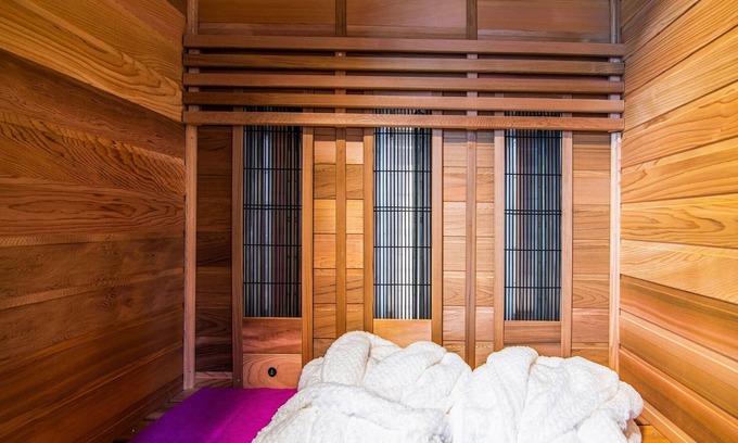 Buellingen House | Atmospheric Holiday Home in Büllingen with Infrared Sauna