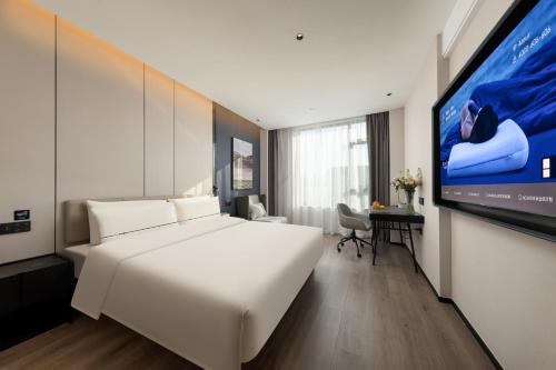 Dongyang Hotel | Atour Hotel Dongyang Jiangnan Renmin Road Subway Station