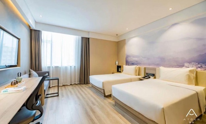 Jiangyin Hotel | Atour Hotel (Jiangyin Binjiang Middle Road Sports Center)