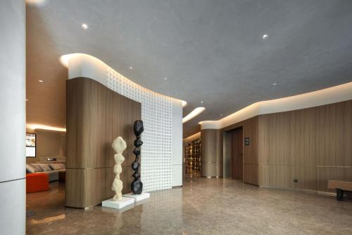 Jiangbei District Hotel | Atour Hotel Ningbo Cixi Ancient Town