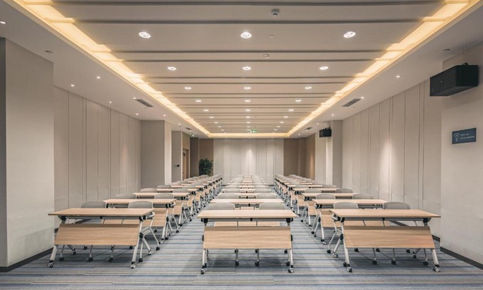 Sifang District Hotel | Atour Hotel Qingdao CBD Hangzhou Road