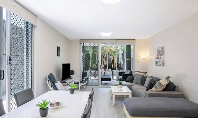 Albion Apartment | Attiva A Brisbane Gem with Pool and Private Patio
