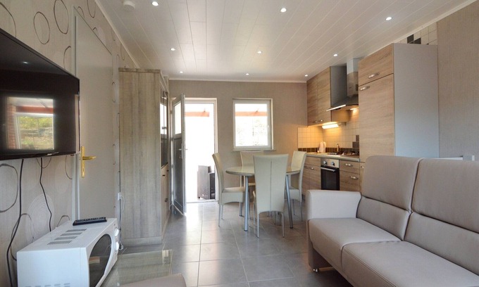 Zell Apartment | Attractive Apartment in Zell near River