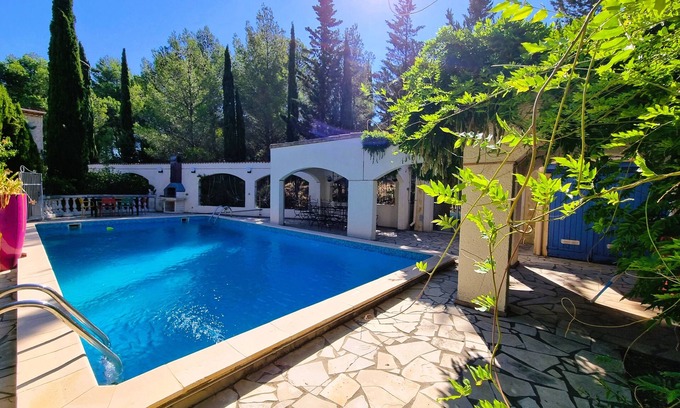 Pouzols-Minervois Villa | Attractive southern house with private pool