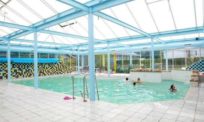 Belfeld Ski Chalet | Attractive vacation home at Europarcs Maasdunen in Limburg natural landscape