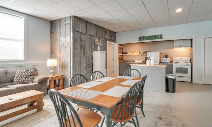 Briceville Condo | ATV Adventures Await: Tennessee Riverside Retreat