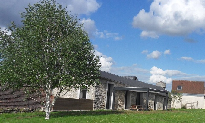 Ermenonville House | Atypical building with modern comfort for families with children or professionals