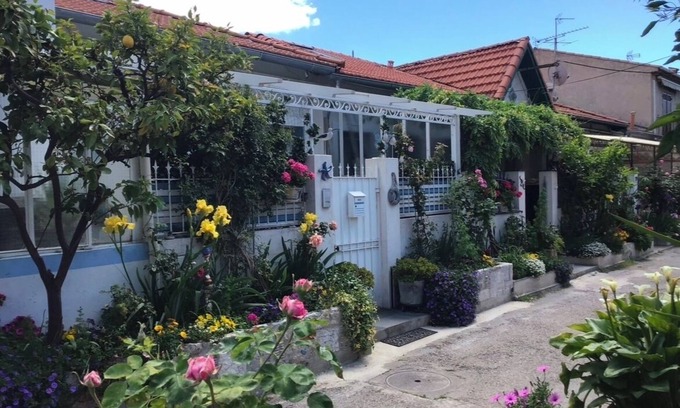 Cros-de-Cagnes House | Atypical fisherman's house