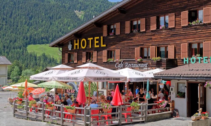 Bourg-Saint-Pierre Hotel | Au Bivouac de Napoléon et Spa