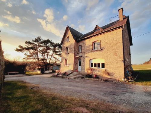 Saint-Exupery-les-Roches House | Au doux refuge