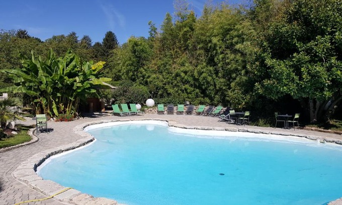 Neuville-sur-Ain Hotel | Au Faisan Doré