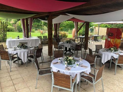 La Celle-sous-Gouzon Hotel | Au Feu De Bois