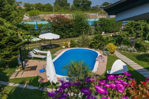 San Giovanni Lupatoto Bed & Breakfast | Au Jardin fleuri