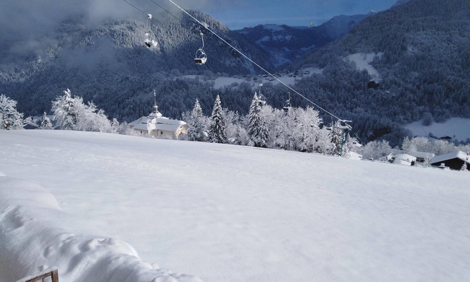 Saint-Gervais-les-Bains Apartment | Au Pied du Mont Blanc, au Coeur D'un Village Typique de Montagne