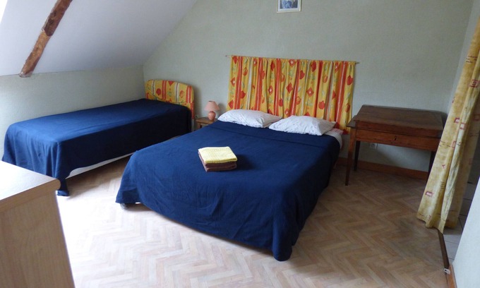 Calorguen House | Au pied levé 5 Bed and breakfast on the farm