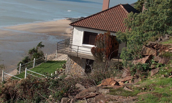 (le) Mesnil Hue Villa | Au Roc a Pic