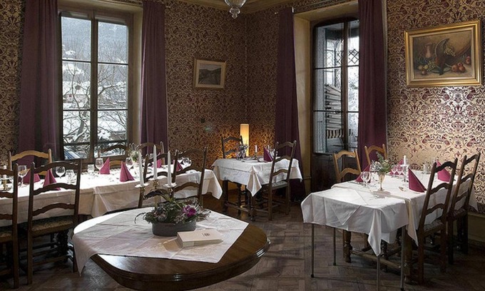 Monthey Hotel | Au Vieux Manoir