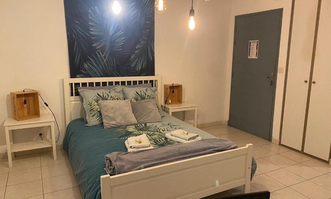 Montcabrier Bed & Breakfast | Auberge Chez Tonton