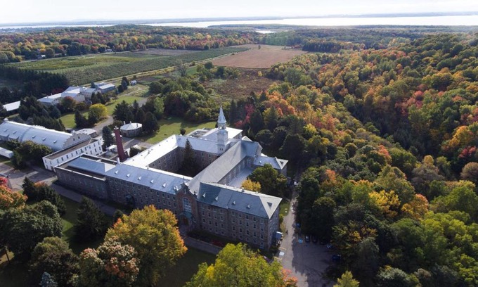 Oka Bed & Breakfast | Auberge de l'Abbaye d'Oka