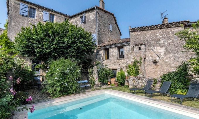Puycelci Bed & Breakfast | Auberge des Hirondelles