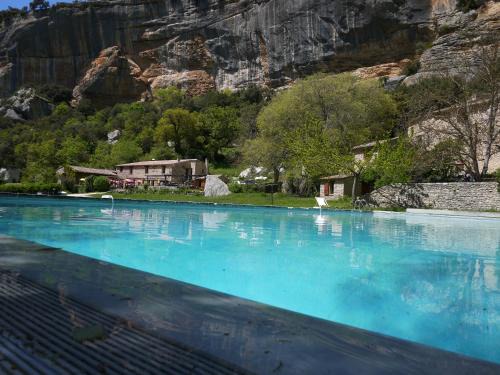 Buoux Hotel | Auberge des Seguins
