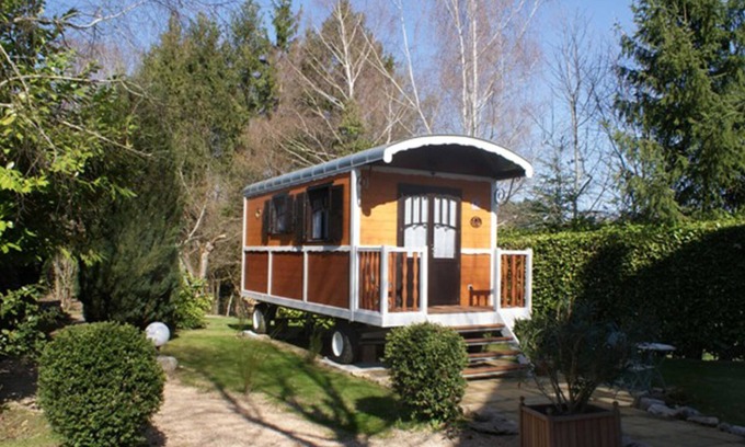 Chataigneraie Cantalienne Hotel | Auberge La Tomette, The Originals Relais
