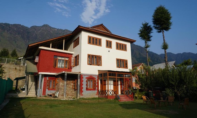 Nishat-Shalimar House | Aubiz Villa