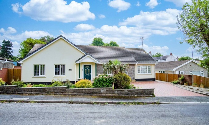 Manorbier House | Audreys - 3 Bed Holiday Home - Manorbier