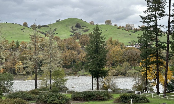 Roseburg House | August discounted rate: 25% off! Perfect for Family Gatherings!