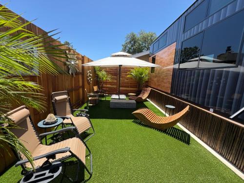 Templeton House | August Escape- Tin City, Music & Wine Tasting