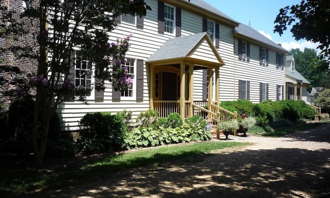 Onancock House | August & Labor Day Availability: Spend time on one of the Bay’s quiet creeks.