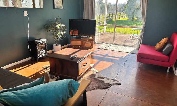 Greytown Cottage | *AUGUST SPECIAL RATE* Dark Sky Cottage is set on a semi-rural lifestyle block