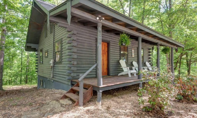 Lampe House | Aunt B's Cabin in the Woods @ The Overlook Cabins