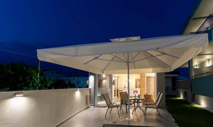 Keramoti House | Aura Apartments