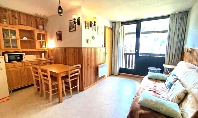 Reallon Apartment | Aurans Residence - Nice two rooms in the heart of Réallon station