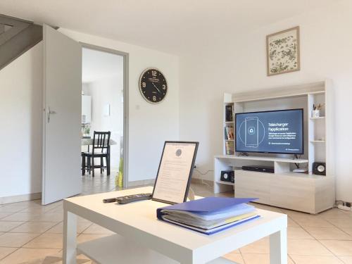 Luxeuil-les-Bains Apartment | Aurel's & Jul's Location-Luxeuil Meublés pour Professionnels Curistes et Touristes