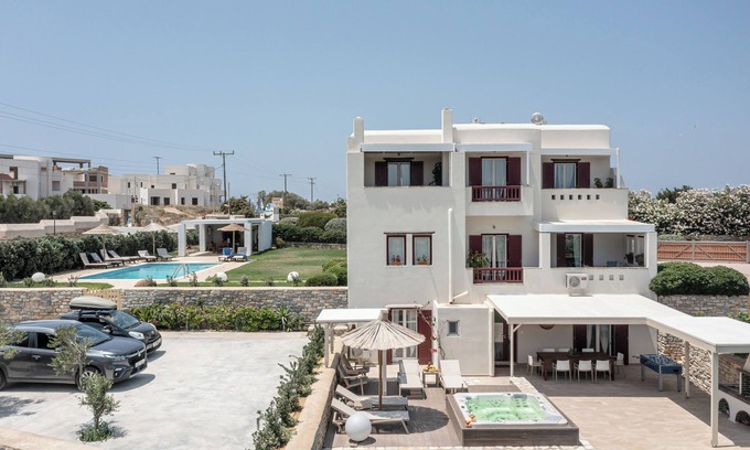 Agios Prokopios Villa | Aurora 8 bedroom Villa with private pool & Jacuzzi - Naxos