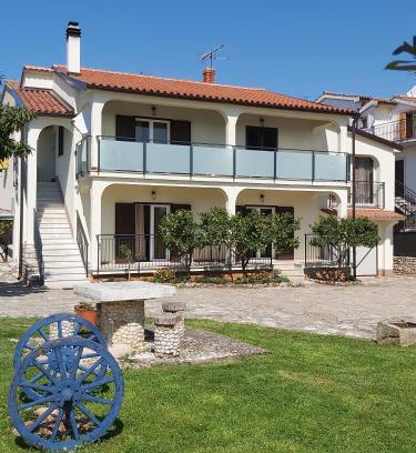 Tar-Vabriga Apartment | Aurora