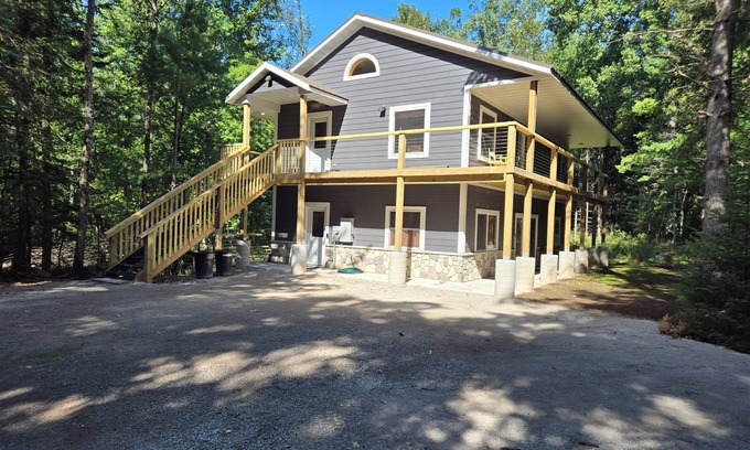Roscommon Cottage | AuSable Haven 11752 Kepler TrailnnPure Michigan, Offer Discount