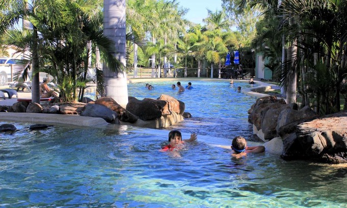 Richmond Hill Resort | Aussie Outback Oasis Holiday Park