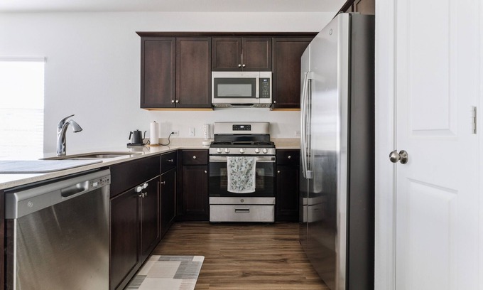 Del Valle House | Austin Getaway: Come, Stay, And Play! 4 Bedroom Home by RedAwning