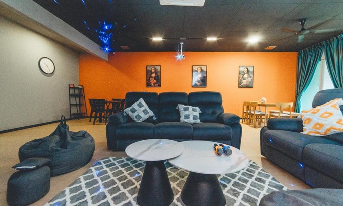 Taman Mount Austin Apartment | Austin Shoplot Grand KTV Party 15pax Mahjong Chill by Our Stay