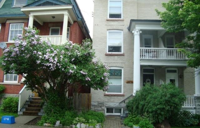 Sandy Hill Bed & Breakfast | Australis Guest House
