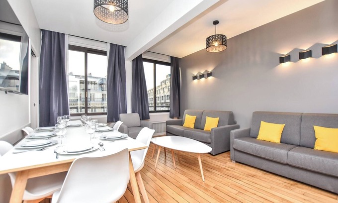 Chaussee-d'Antin Apartment | Authentic apartment - 2BR/8P - Palais Garnier