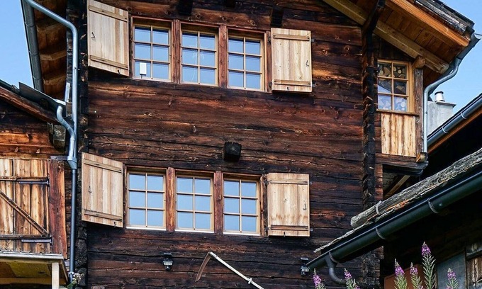 Toerbel House | Authentic, beautiful chalet, from 1679. Refurbished. At an altitude of 1,800 m.