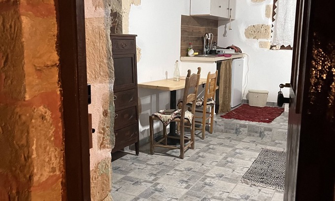 Vryses Apartment | Authentic Crete-Village Vibes