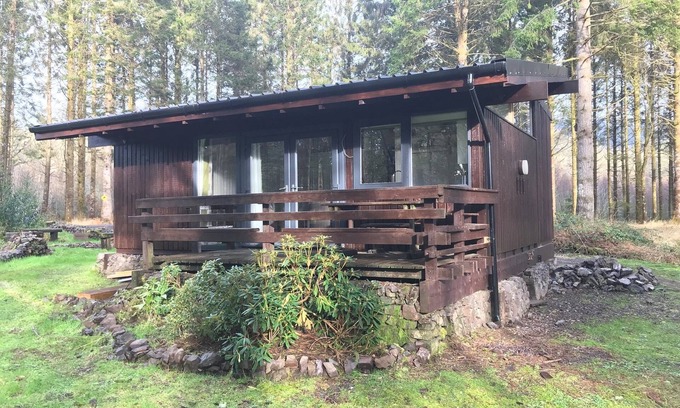Taynuilt Cabin | Authentic log cabin in a lovely forest location close to stunning Loch Awe